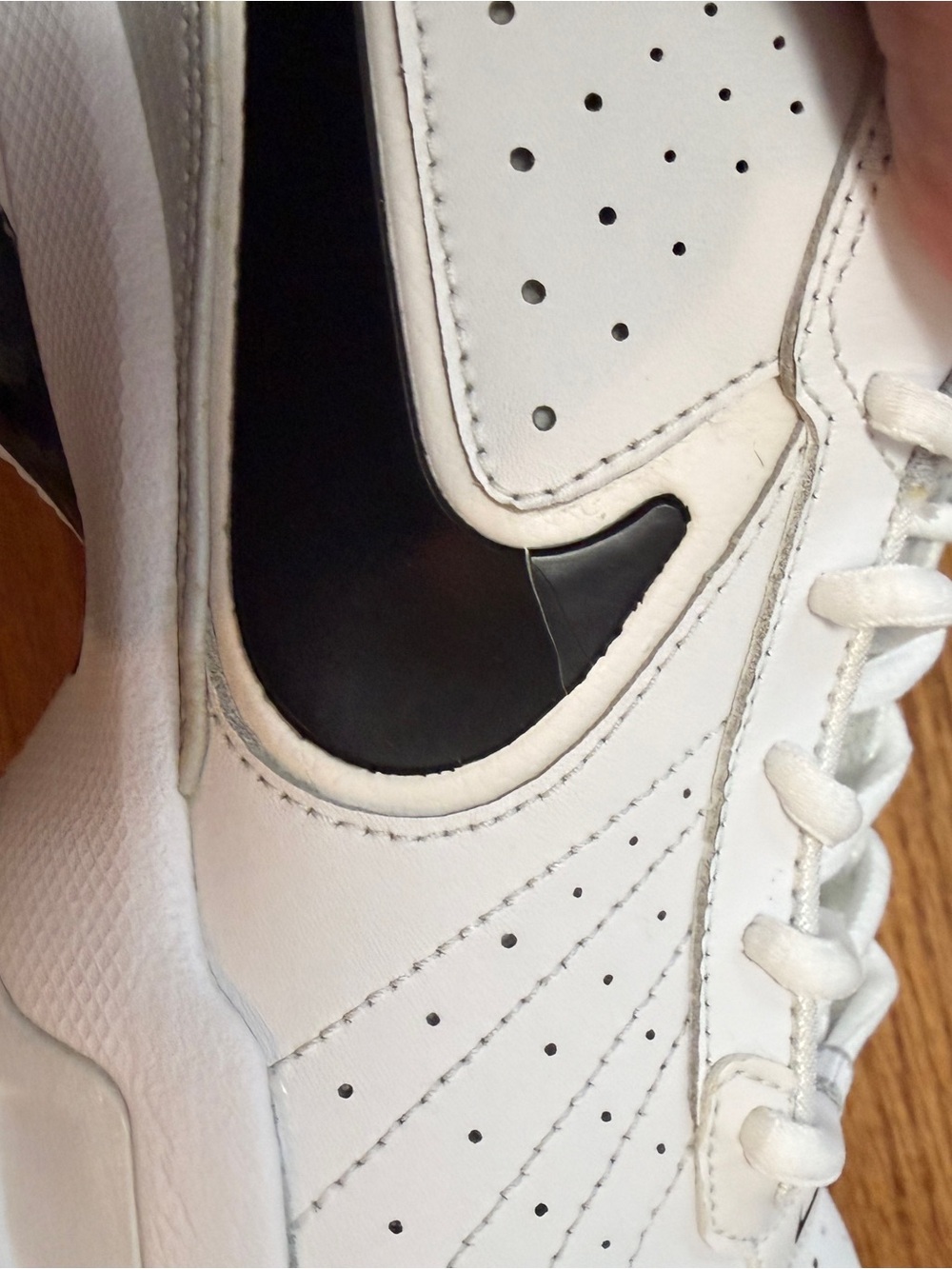 Nike Air Court Mo IV White Black Tennis Shoes Mens Size 10 429776-103 - Picture 9 of 10